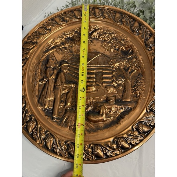 Vintage Coppercraft Guild Copper  Set Of  2 PCs  Wall Hanging Plates 20"and 13" - Picture 15 of 16